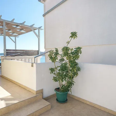 Tribunj 4174a 아파트 Tribalj