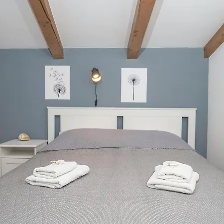 아파트 Tribunj 4174a Tribalj