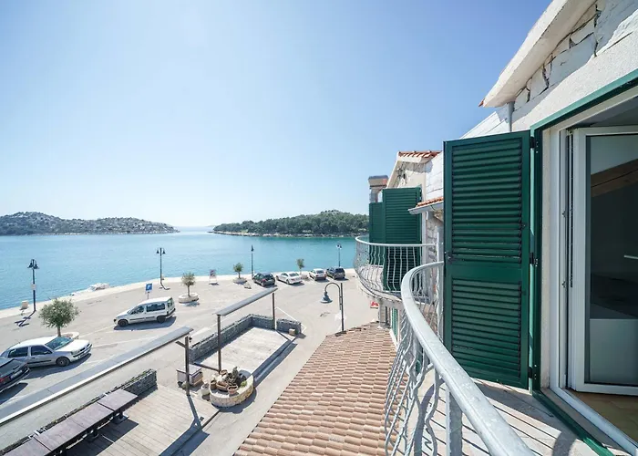 아파트 Tribunj 4174a Tribalj